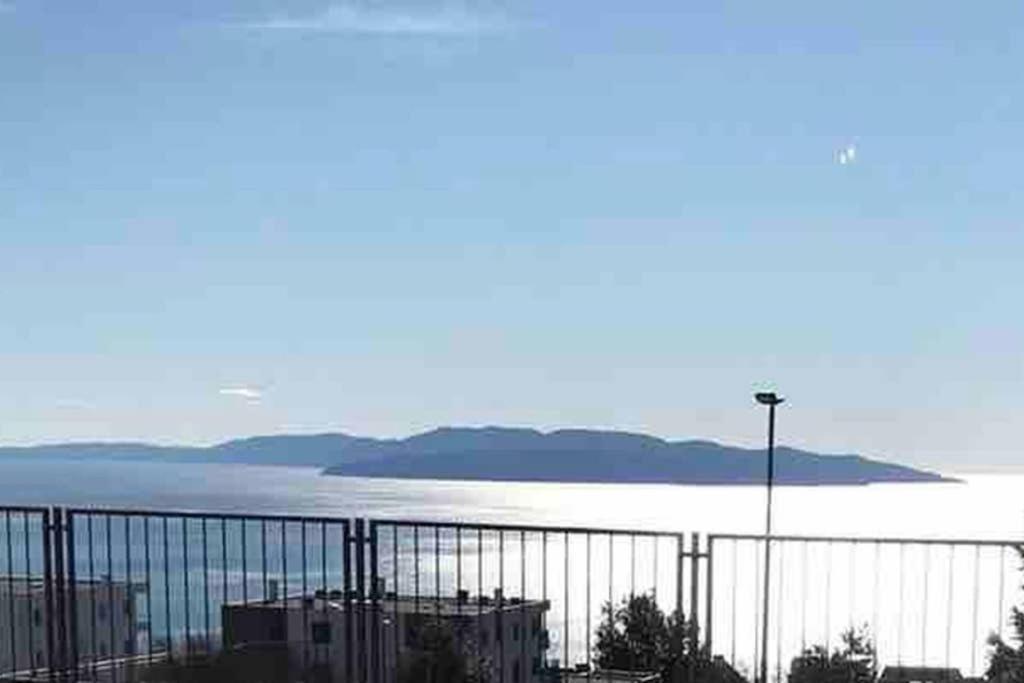 Seaview Apartment „Megan“ With Sunny Terrace Kastav Exteriör bild