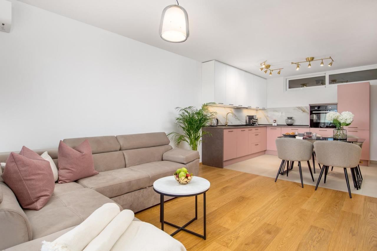 Seaview Apartment „Megan“ With Sunny Terrace Kastav Exteriör bild